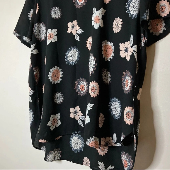 FLORAL PATTERNED BLOUSE TOP PASTEL COLORS SHORT SLEEVE SIZE XL - Picture 3 of 10